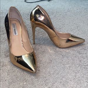 Steve Madden pointy toe rose gold stilettos